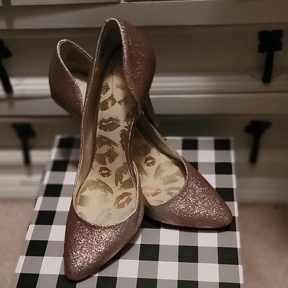 Champagne glitter Juicy Couture heels